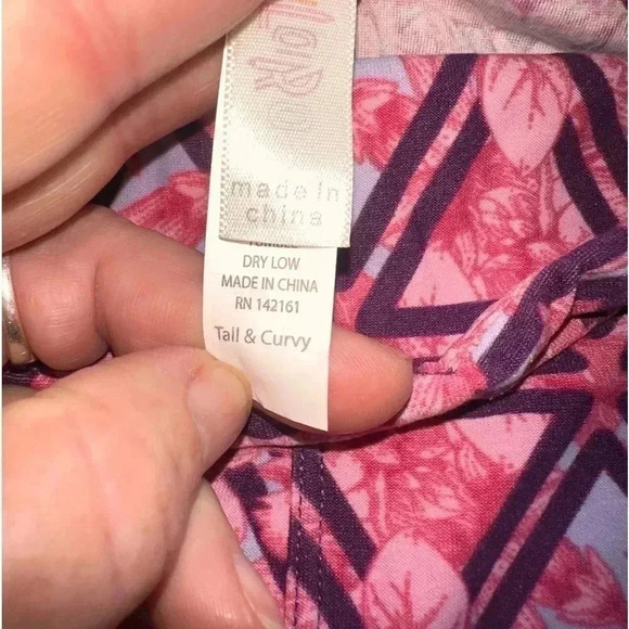 Lularoe TC pink & purple tropical floral and lattice leggings. NWOT.beautiful - Picture 5 of 6